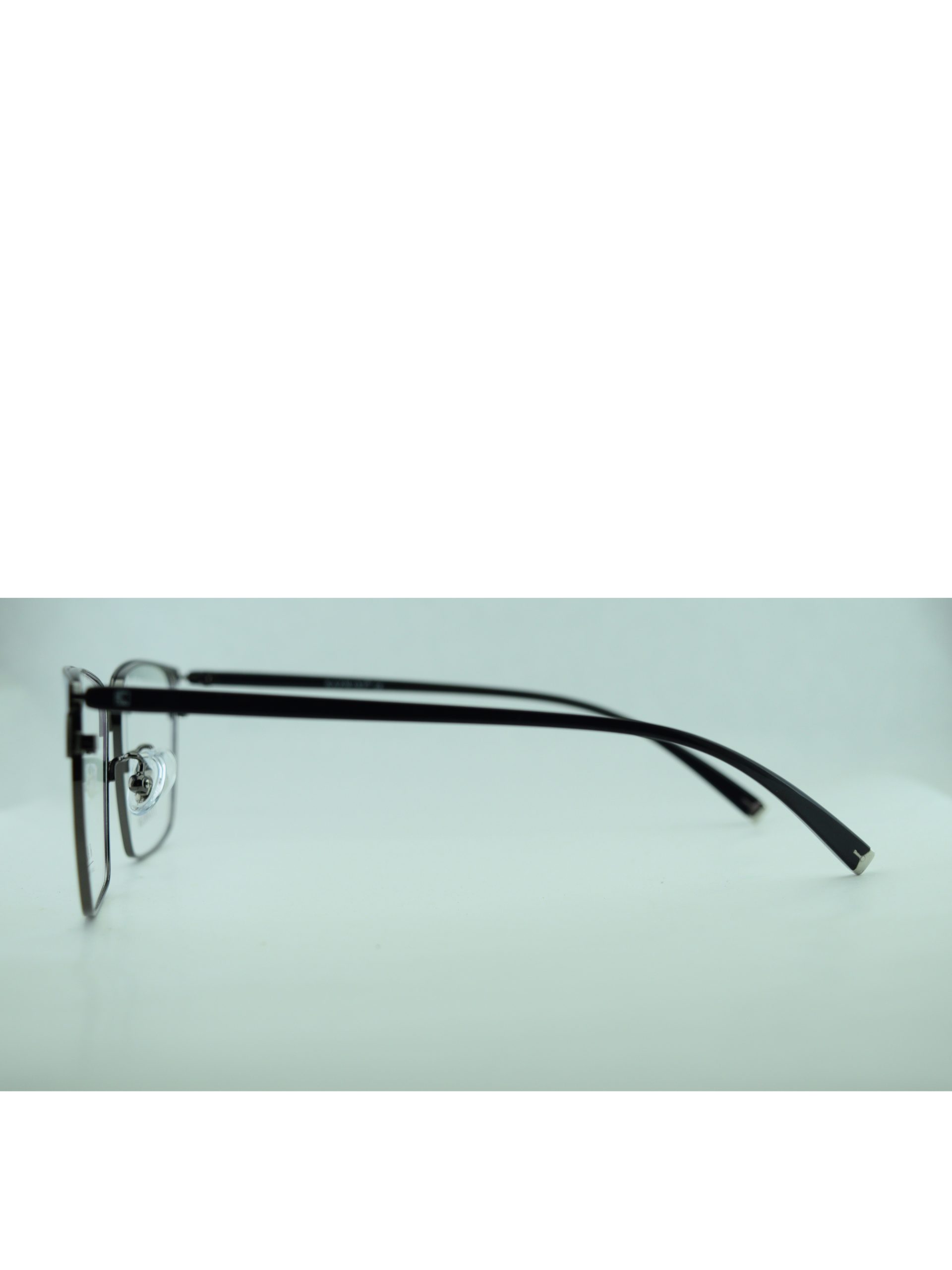 Anteojos de Metal Negro livianos para lentes recetados | 8610NeNENEC3
