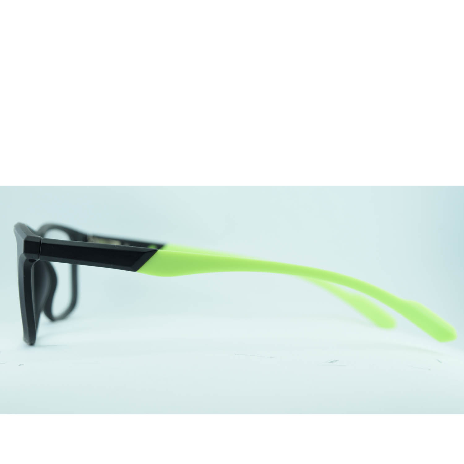 Anteojos de Plástico TR90 Negro livianos para lentes recetados | A82012NEFLUC1 5 Anteojos de Plástico TR90 Negro livianos para lentes recetados | A82012NEFLUC1