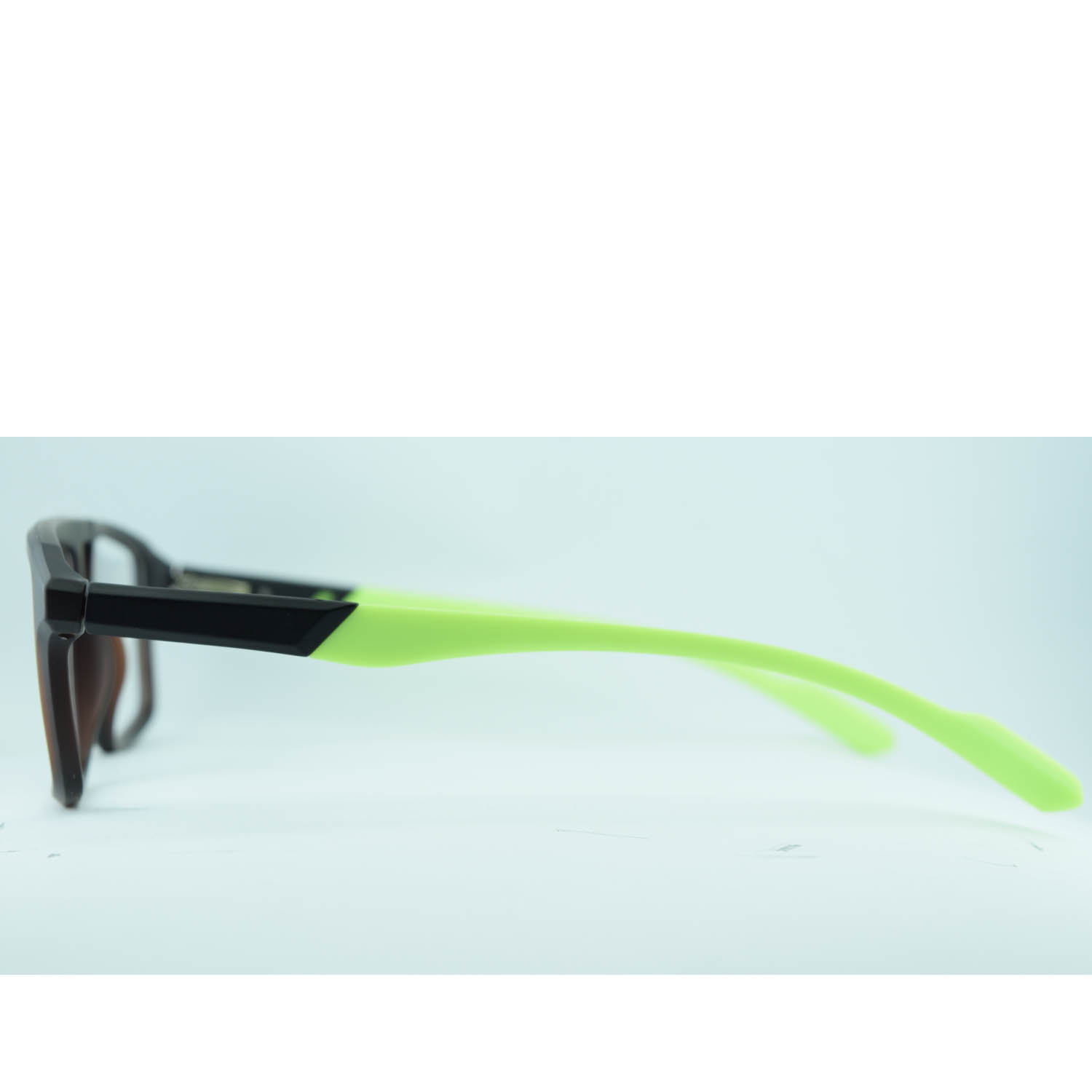 Anteojos de Plástico TR90 Negro livianos para lentes recetados | A82015NEFLUC4