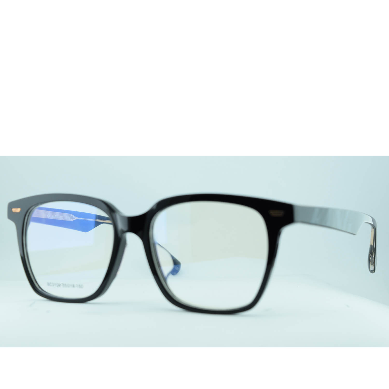 Anteojos de Acetato Negro livianos para lentes recetados | BC3100NEC02 4 Anteojos de Acetato Negro livianos para lentes recetados | BC3100NEC02