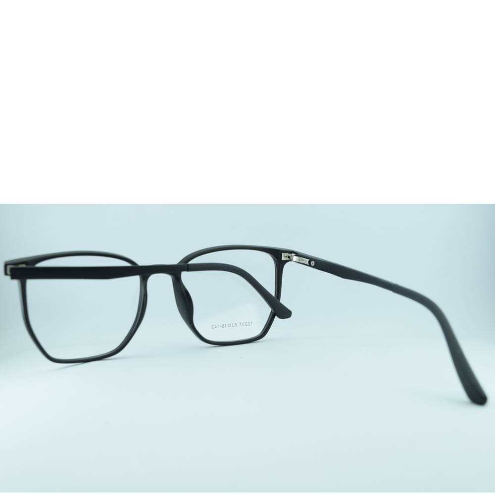 Anteojos Clip On A12237C2 - Armazón Negro 2 en 1 para Sol y Receta, Diseño Práctico